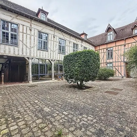 Le Petit Nizier, Cathedrale Lägenhet Troyes